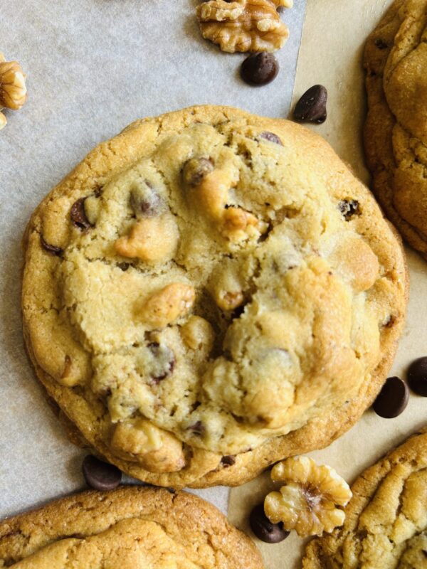 Chocolate Walnut Cookies
